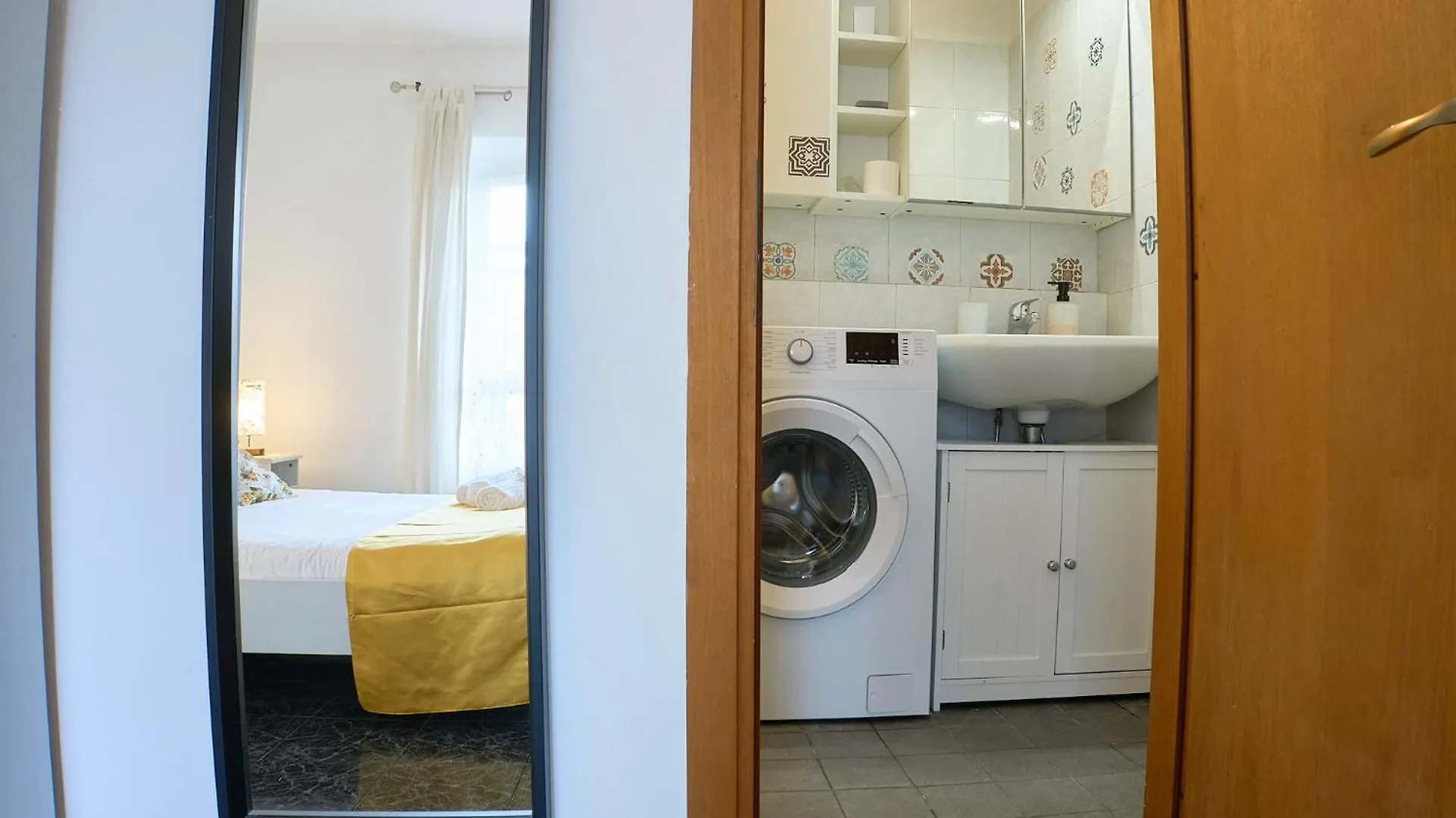 Xenia Apartments - Two-Room Apartment In Navigli Area Milan